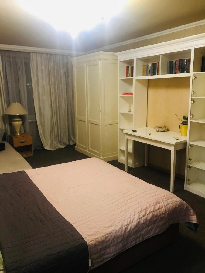 проспект а.поля 8 Apartment